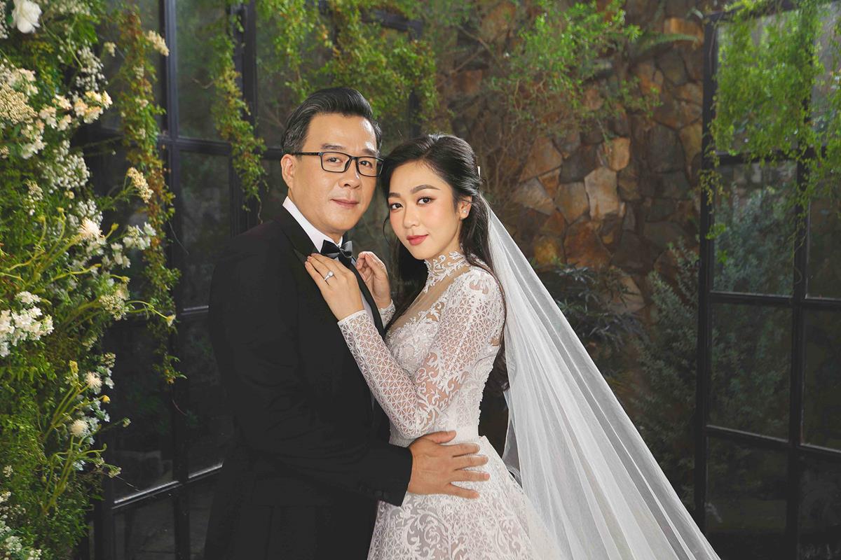 'Vua cá Koi' đã lên tiếng về tin ly hôn ca sĩ Hà Thanh Xuân