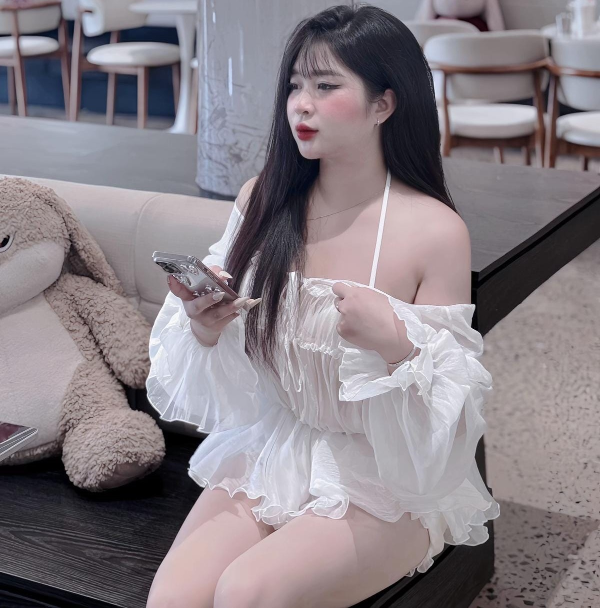 Tầng 2 COCO hotel hot nhất lúc này