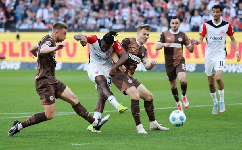 Nhận định St Pauli vs Frankfurt 21h30 ngày 8/3: Không dễ có 3 điểm