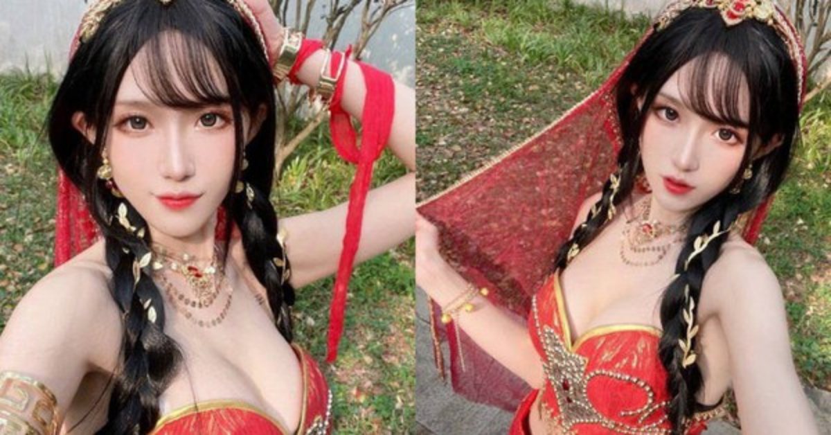 Cosplay một lần nổi mãi mãi: Nữ streamer gợi cảm ghim ảnh suốt hai năm, leo top tìm kiếm