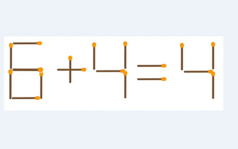Di chuyển 1 que diêm để phép tính 6 + 4 = 4 từ sai thành đúng