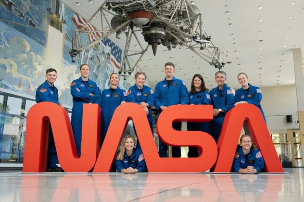 Hướng tới Mặt Trăng và sao Hỏa, NASA công bố 10 phi hành gia mới