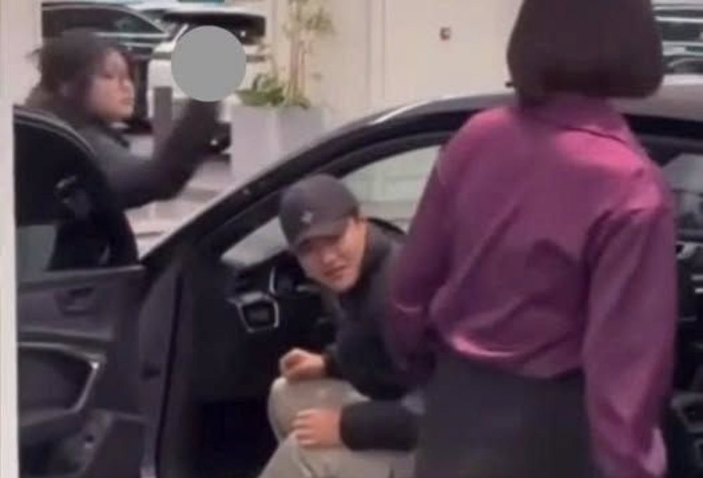 Đã hiểu tại sao đi xem xe các anh phải đi một mình rồi