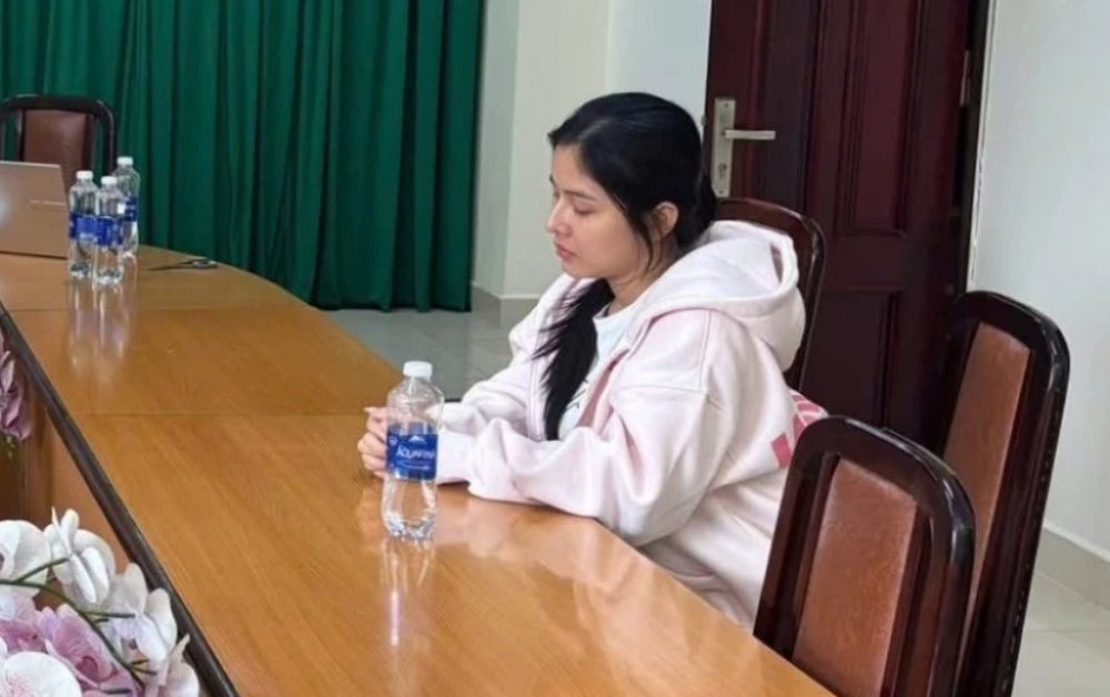 Cô gái livestream khiêu dâm trong khách sạn ở Đà Lạt