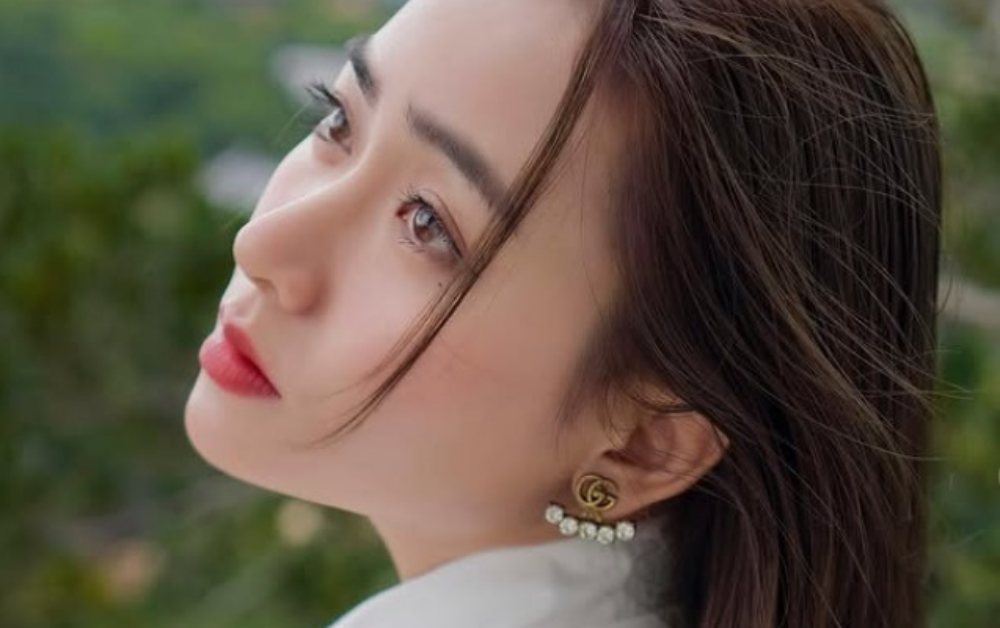 Clip Trúc mây - Darkrabbithouse: Cô nàng với vóc dáng quyến rũ làm bao anh em xao xuyến