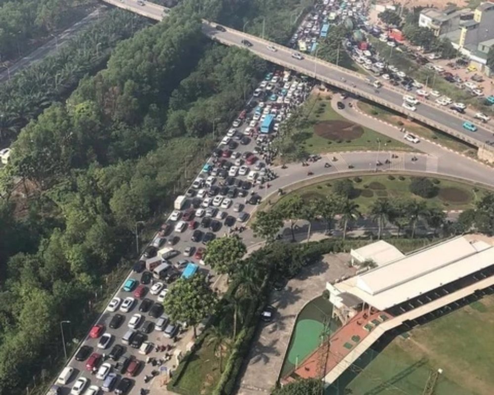 10.000 người tham quan sáng nay, Bảo tàng Lịch sử quân sự quá tải