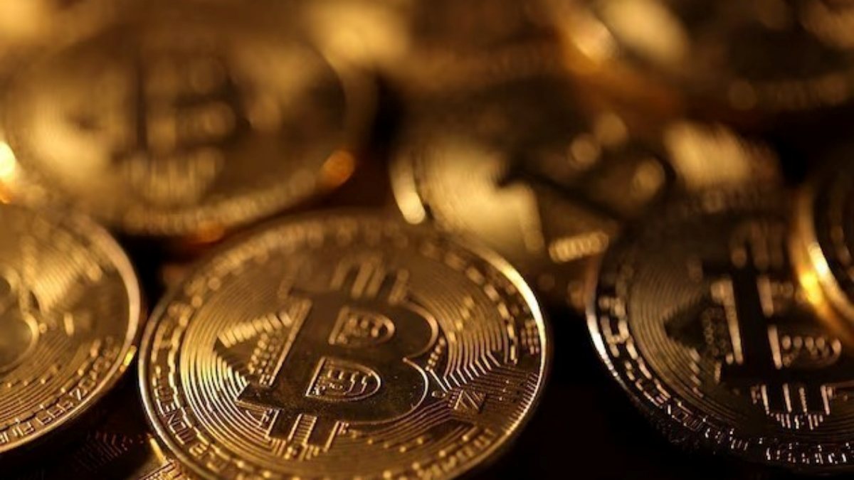 Bitcoin xuyên thủng mốc 80.000 USD