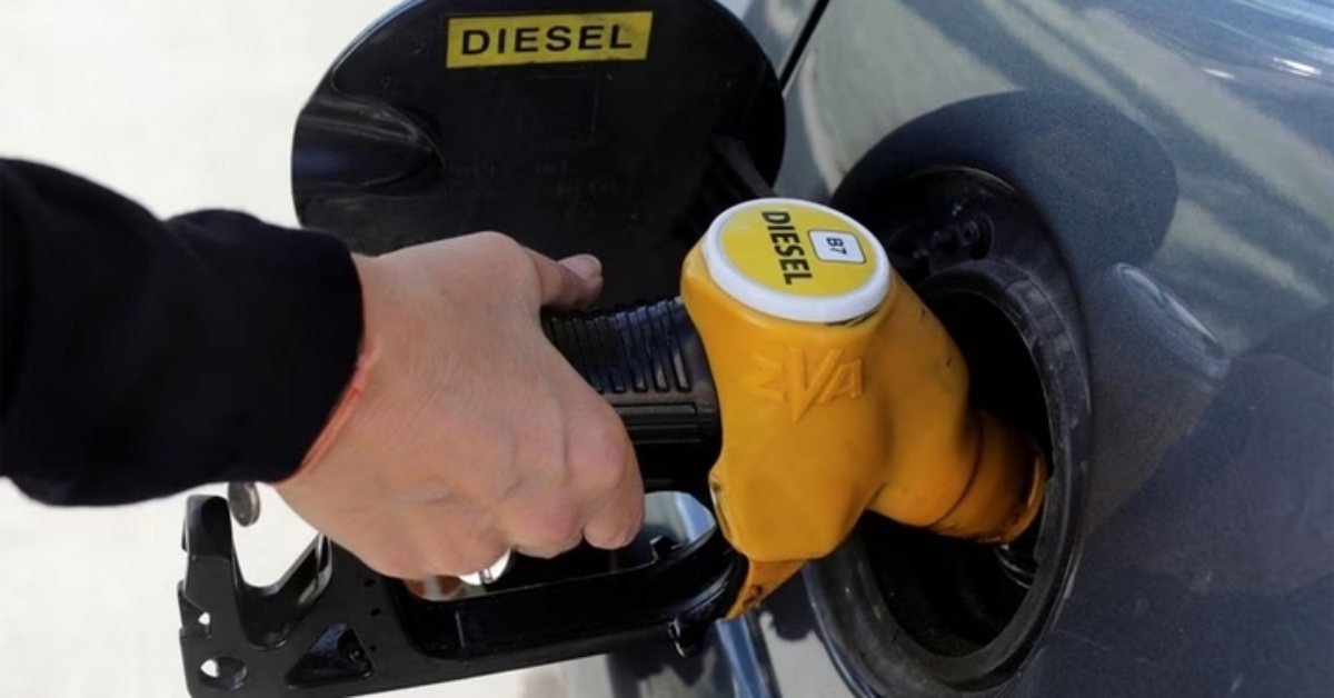 Giá xăng dầu hôm nay (19-2): Giá thế giới bật tăng mạnh