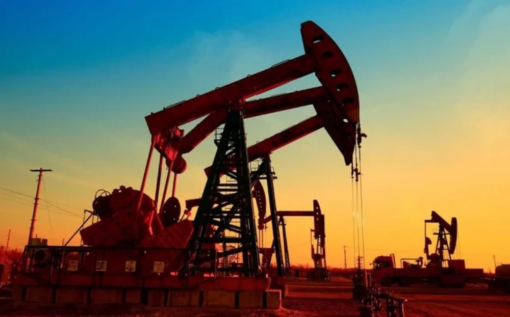 Giá xăng dầu hôm nay 14/5/2025: Giá dầu WTI giảm nhẹ