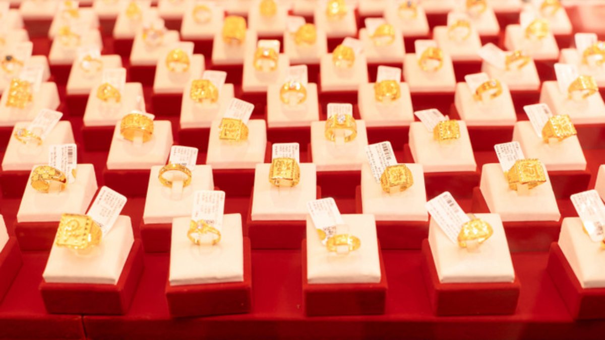 Giá vàng hôm nay 21/1/2026: Lập đỉnh cao chưa từng có