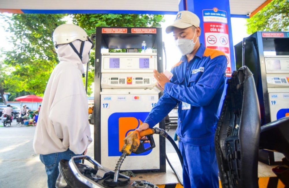 Giá xăng dầu đảo chiều tăng trở lại từ 15h chiều nay 24/4