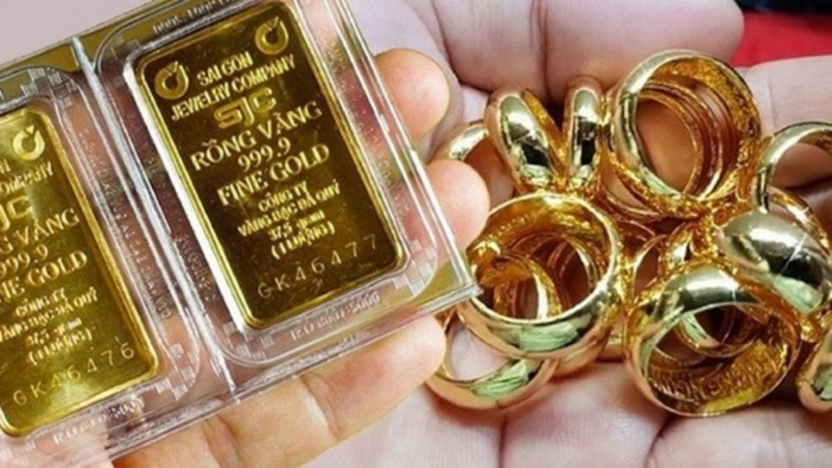 Giá vàng hôm nay 27/12: Phá đỉnh lịch sử mới, giá vàng sẽ còn leo cao đến đâu?