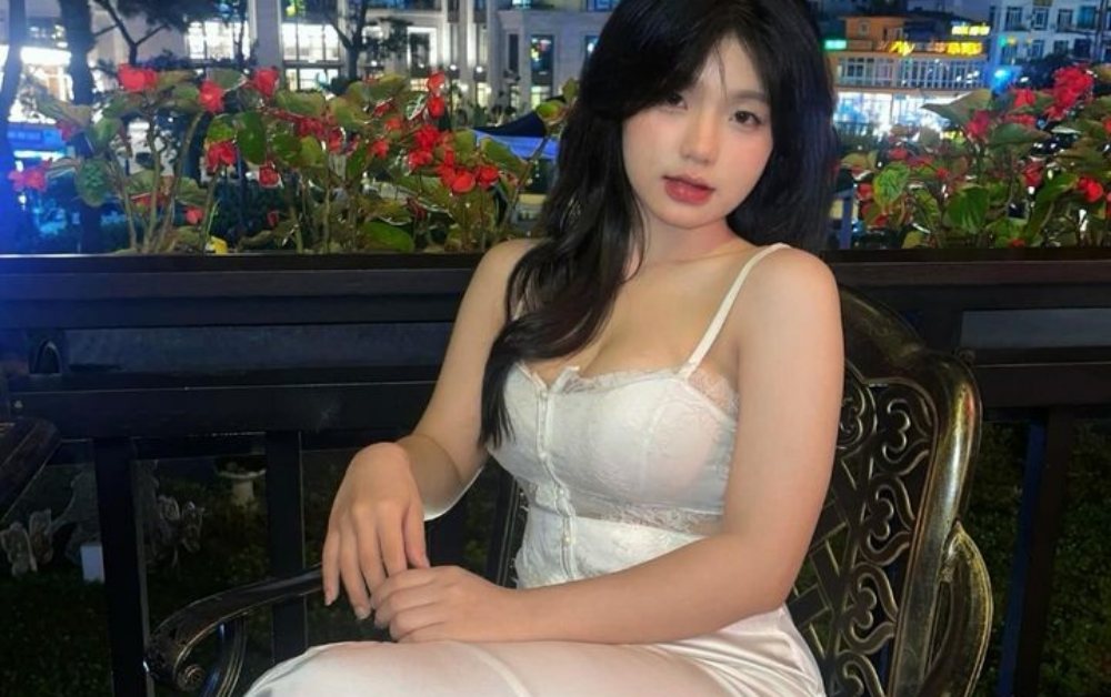 Lanhxinhyeu06 lộ clip mới nhất: Cô nàng hot tiktoker được tìm kiếm hôm nay