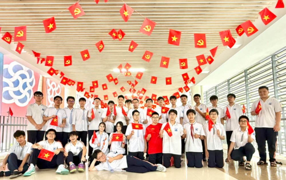 Lớp có 100% học sinh đỗ THPT chuyên Khoa học Tự nhiên