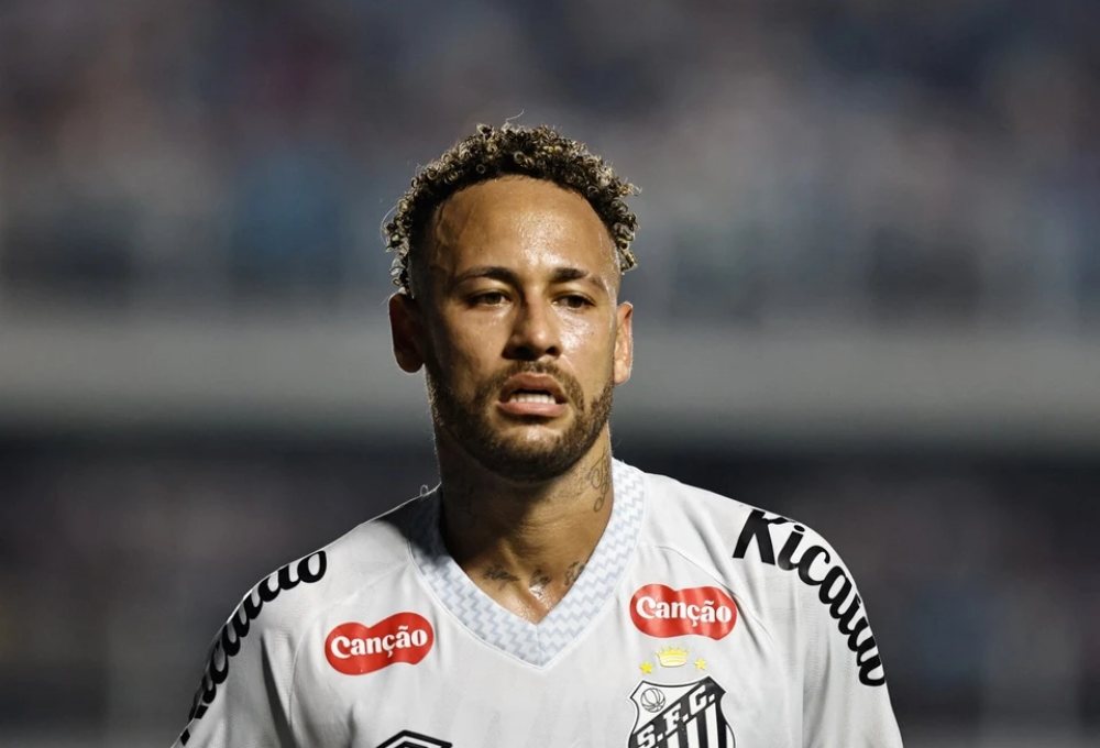 Neymar chuẩn bị cho World Cup theo cách ít ai ngờ