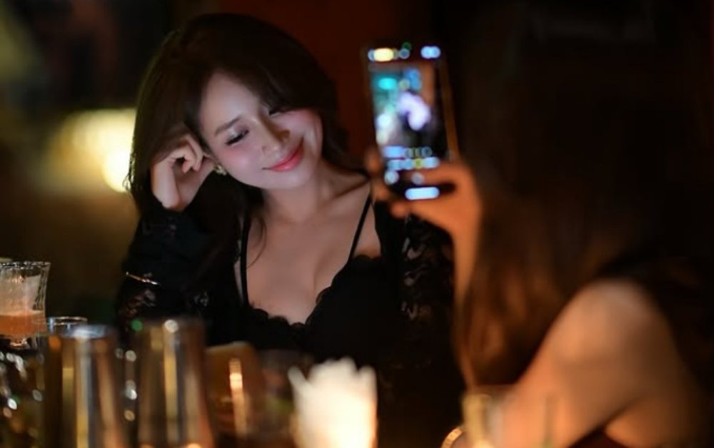 Tiktoker linh tit là ai? Thực hư cô nàng hot girl linh tít lộ clip 18+?