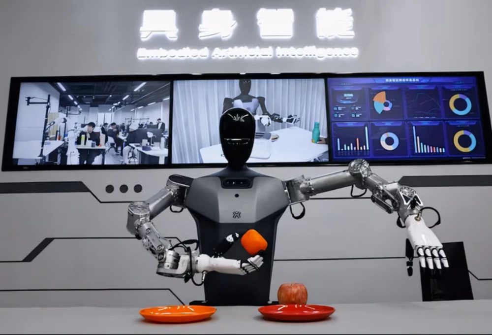 Công nghệ 28/12: Trung Quốc siết quản lý AI, AirPods từng suýt có màu hồng