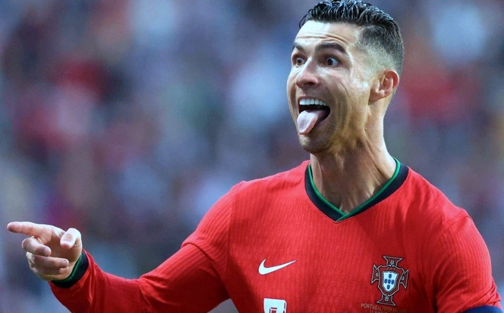 Ronaldo vs Mbappe sẽ đối đầu ở tứ kết EURO 2024?