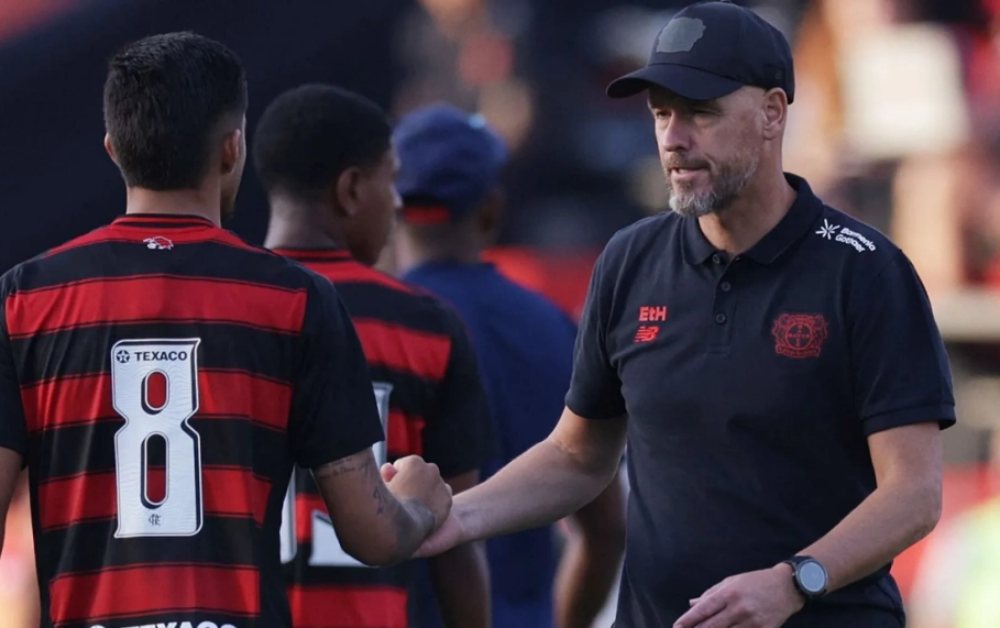 Leverkusen thảm bại trong ngày Ten Hag ra mắt