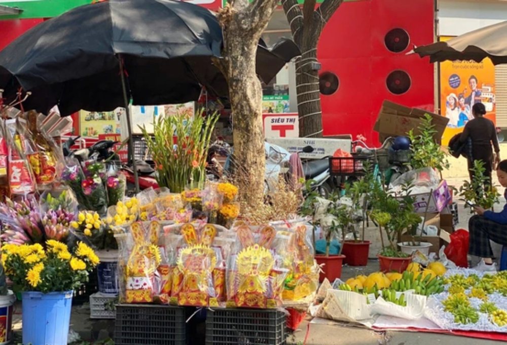 Thị trường đồ lễ cúng Ông Công, Ông Táo 2026 thay đổi văn minh, hiện đại