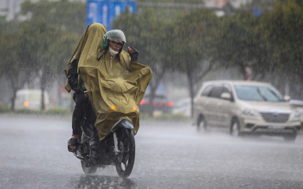 Hà Nội sắp đón mưa dông, trời chuyển lạnh