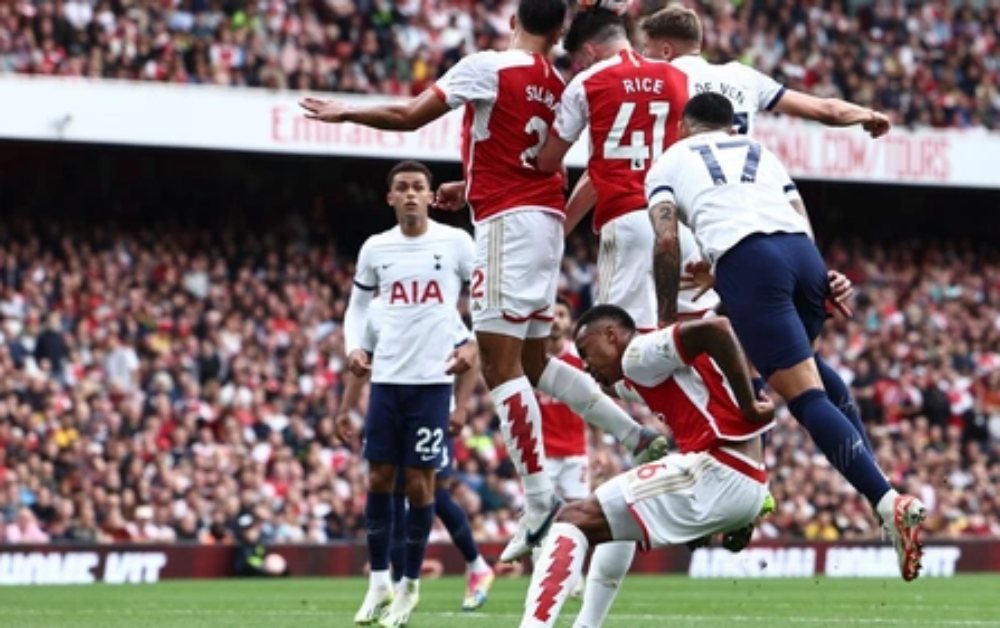 Nhận định bóng đá Arsenal vs Tottenham 23h30 ngày 23/11/2025: Derby London rực lửa
