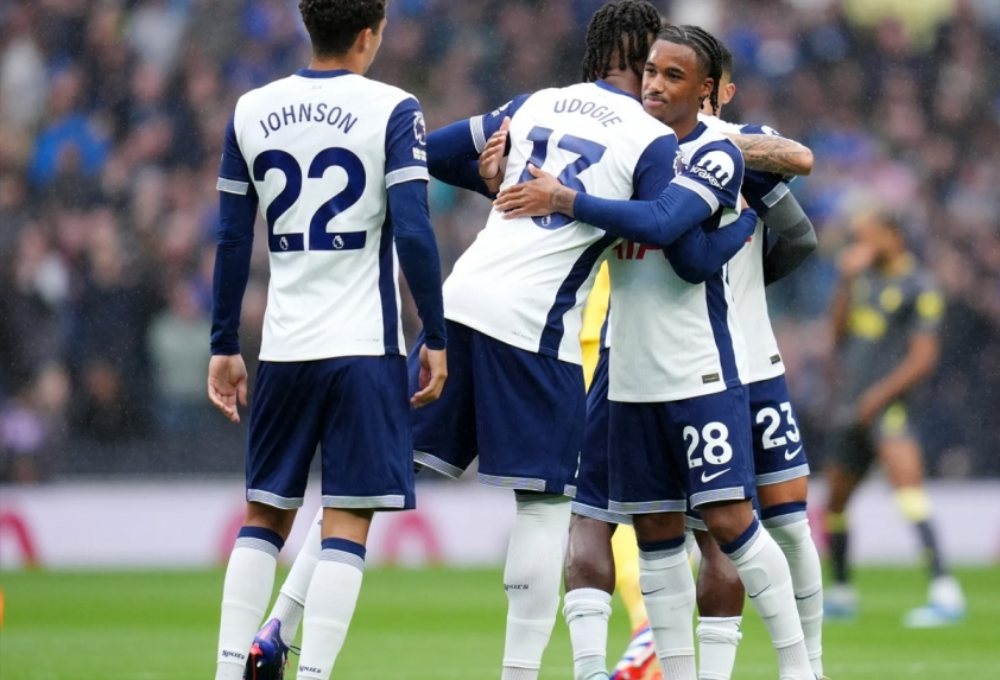 Nhận định Frankfurt vs Tottenham: Tiến tới vòng Play-off, 03h00 ngày 29/1