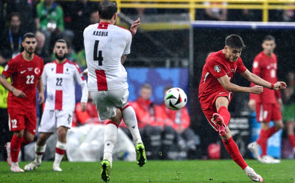 Nhận định, dự đoán Georgia vs Thổ Nhĩ Kỳ 23h00 ngày 4/9: Chủ nhà tạo địa chấn