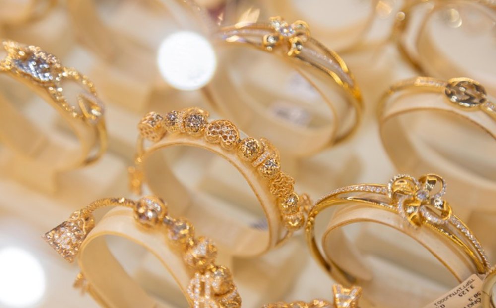 Giá vàng hôm nay 23/3: Tăng nhẹ, vẫn dưới mốc 4.500 USD/ounce