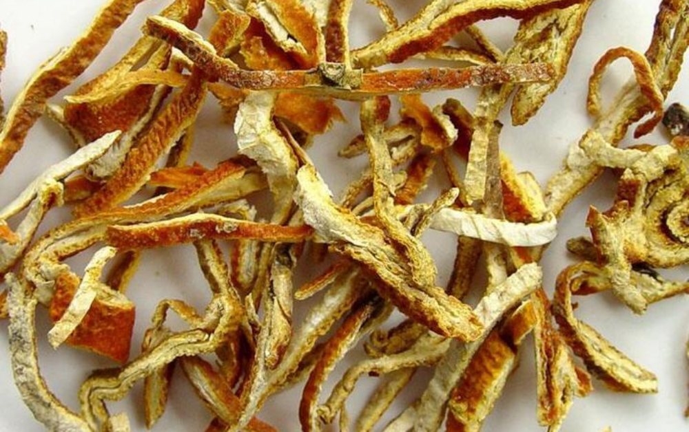 Mẹo đuổi kiến khỏi lọ đường siêu nhanh